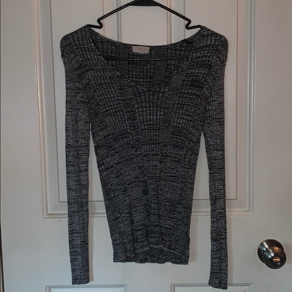 Fitted Knit Black/White/Gray Shirt